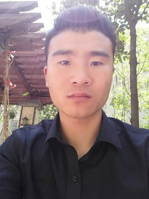 安之若素的第一张照片--东莞相亲服务中心