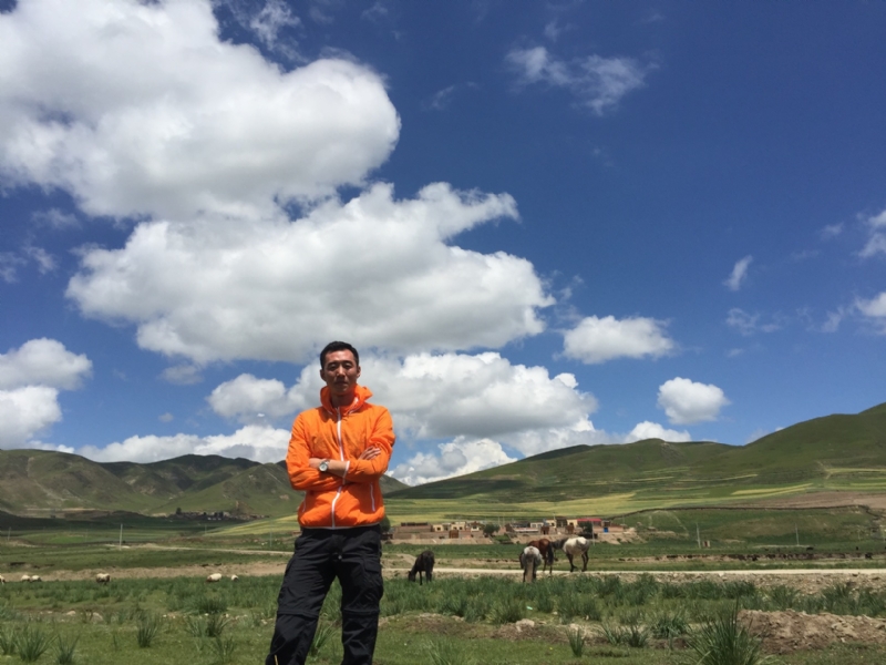 等雨的第一张照片--东莞相亲服务中心