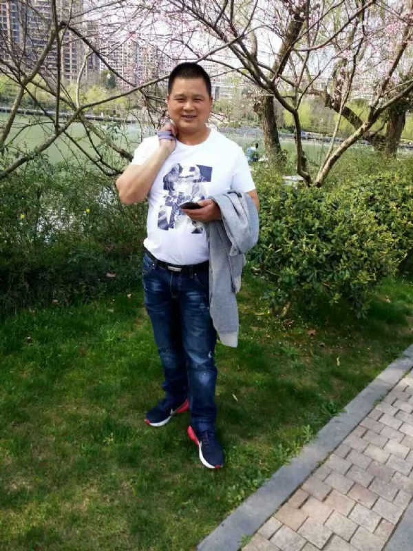 纯爷们的第一张照片--东莞相亲服务中心