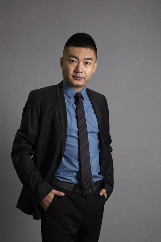 Clark的第一张照片--东莞相亲服务中心