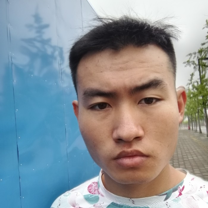 爱一个哦的第一张照片--东莞相亲服务中心