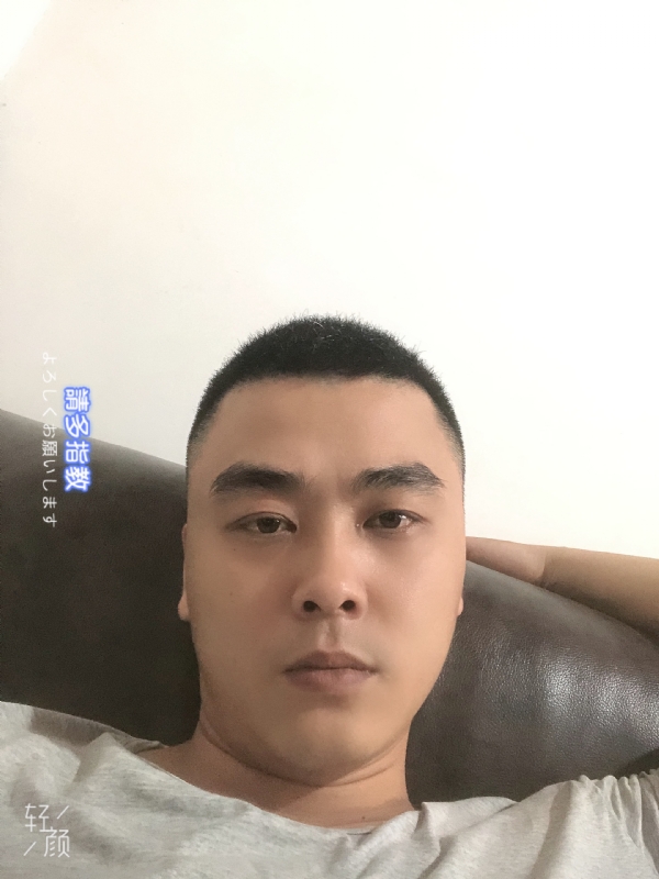 草根的第一张照片--东莞相亲服务中心