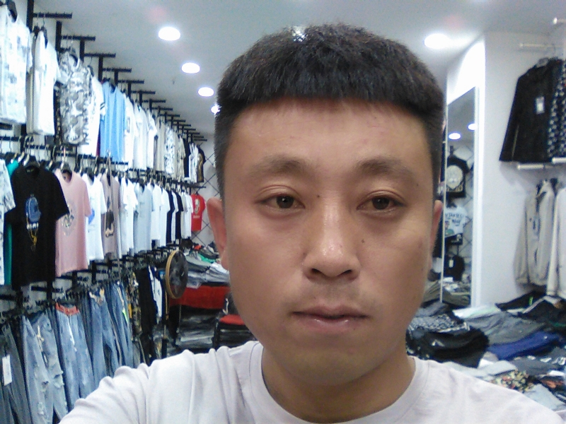 冰冷的心的第二张照片--东莞相亲服务中心