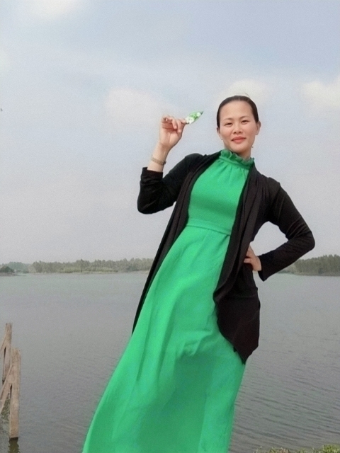 李梅的第二张照片--东莞相亲服务中心