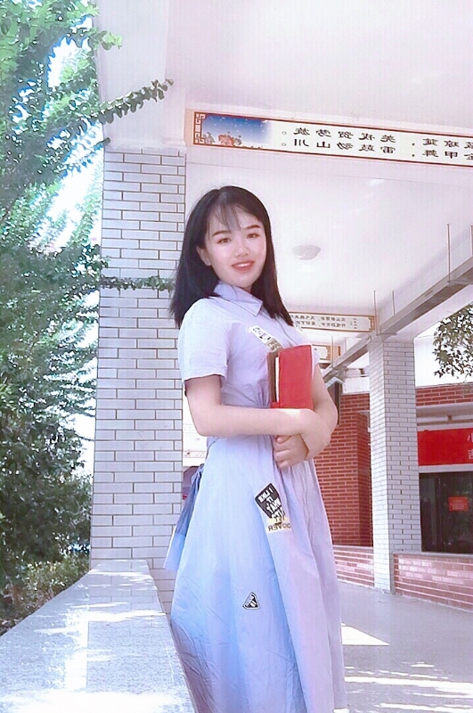 Molly的第二张照片--东莞相亲服务中心