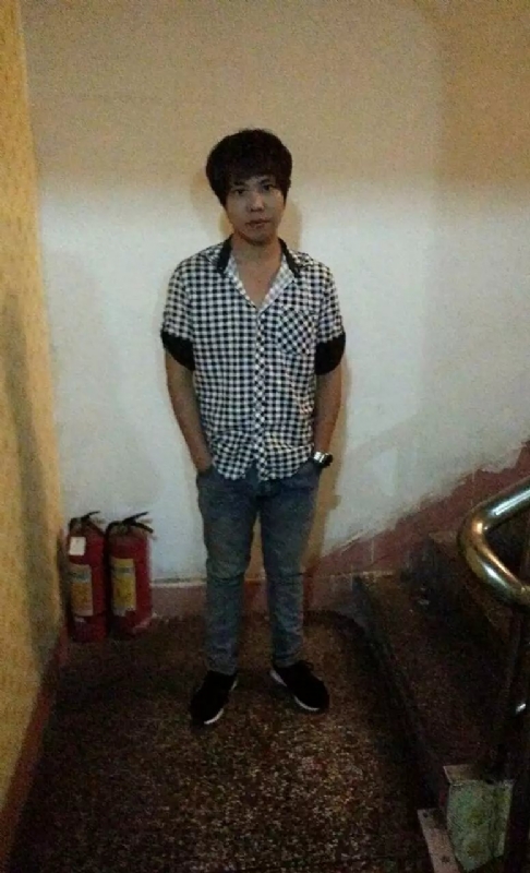 单身征婚的第一张照片--东莞相亲服务中心