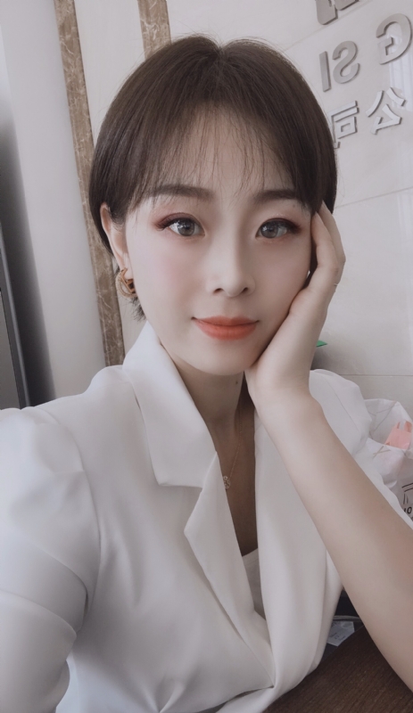 许一世荣华的第一张照片--东莞相亲服务中心