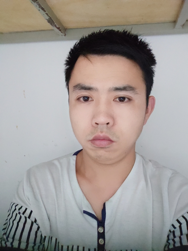 老男孩的第一张照片--东莞相亲服务中心