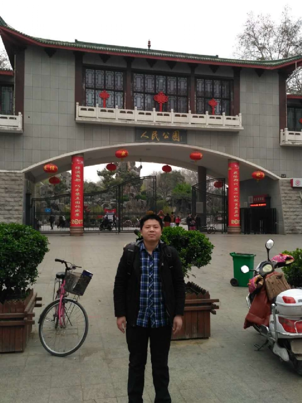 在奋斗的第四张照片--东莞相亲服务中心