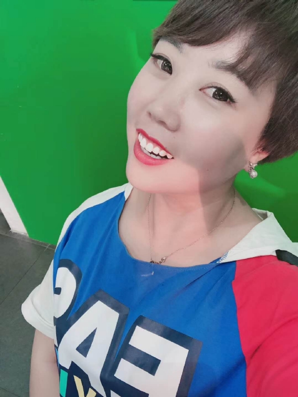 青青子衿的第一张照片--东莞相亲服务中心