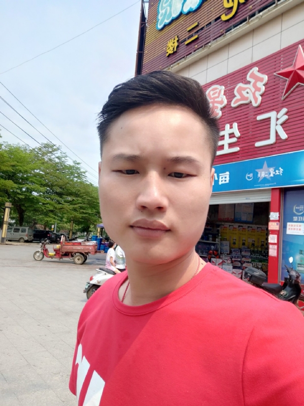 刘振军的第一张照片--东莞相亲服务中心