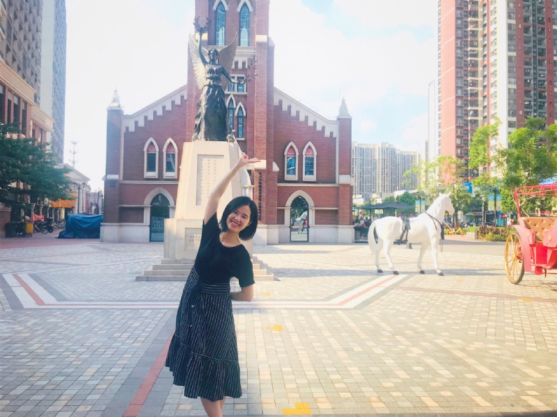 小容的第三张照片--东莞相亲服务中心