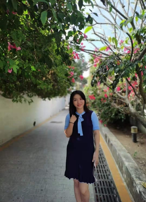 小雪的第二张照片--东莞相亲服务中心