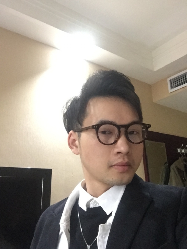 曾亮的第二张照片--东莞相亲服务中心