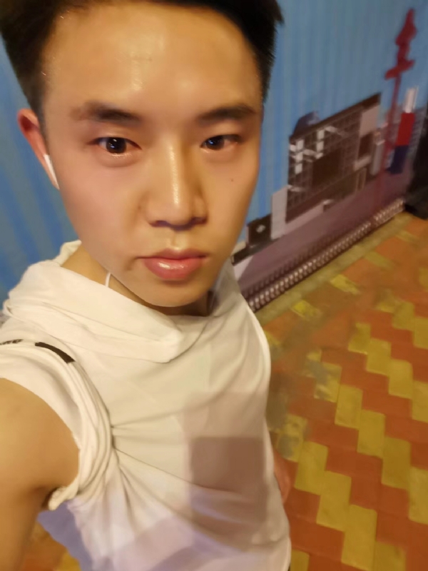 小雷的第三张照片--东莞相亲服务中心