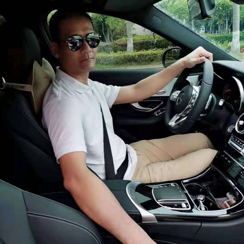 张睿展的第一张照片--东莞相亲服务中心