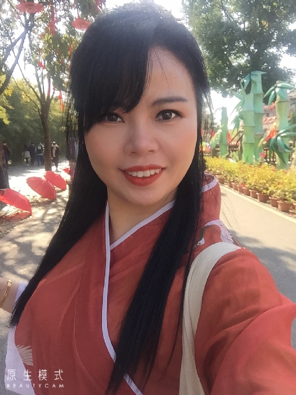 妮妮的第一张照片--东莞相亲服务中心