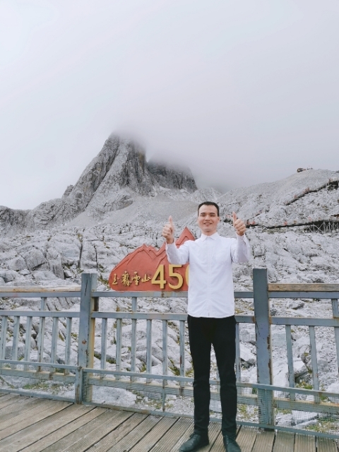 灰太狼的第一张照片--东莞相亲服务中心