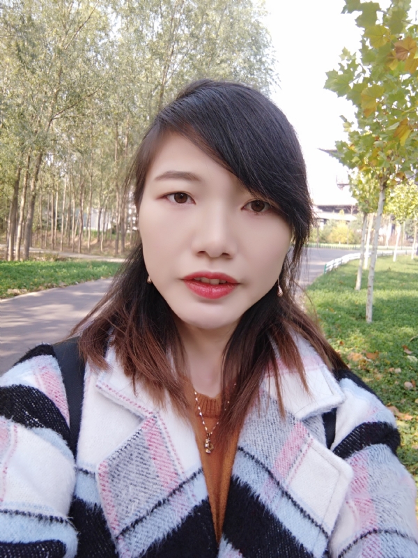 hely的第一张照片--东莞相亲服务中心