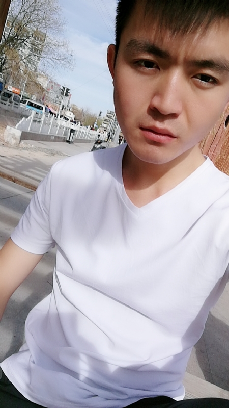 未来可期的我的第二张照片--东莞相亲服务中心