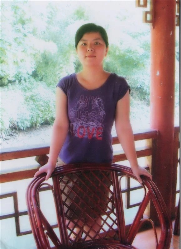 小家碧玉19的第一张照片--东莞相亲服务中心