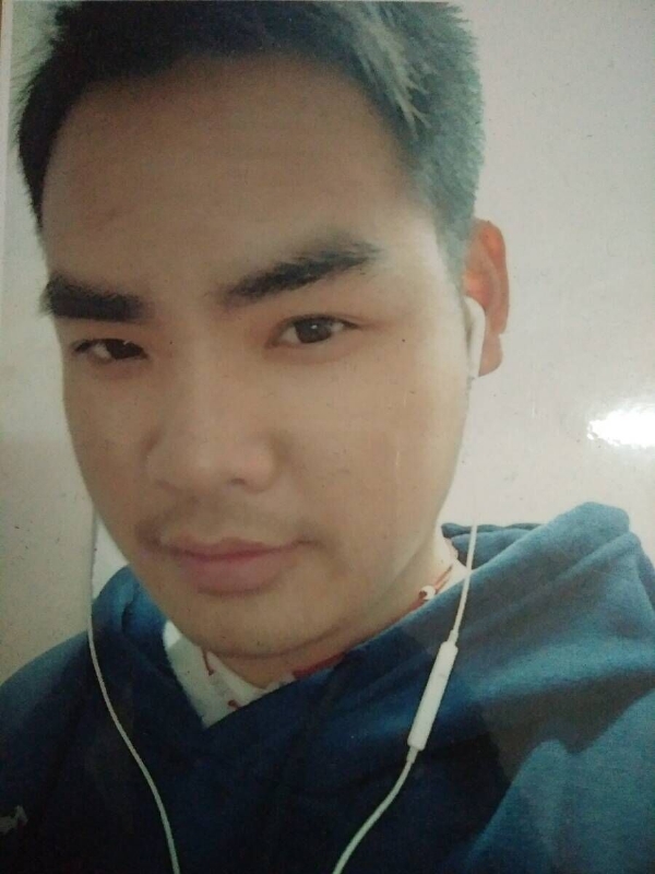 渴望爱的第一张照片--东莞相亲服务中心