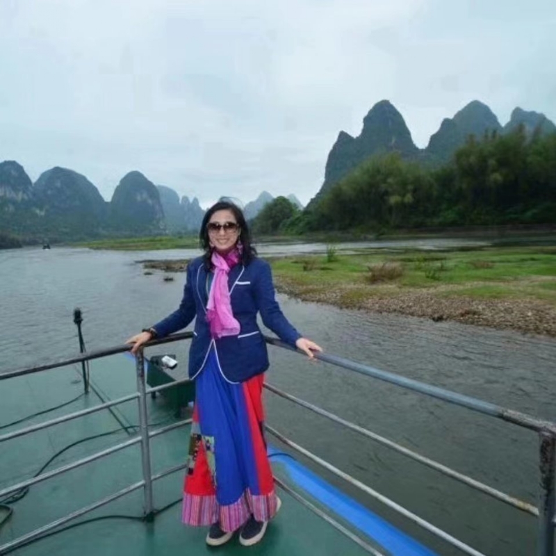 julia的第一张照片--东莞相亲服务中心