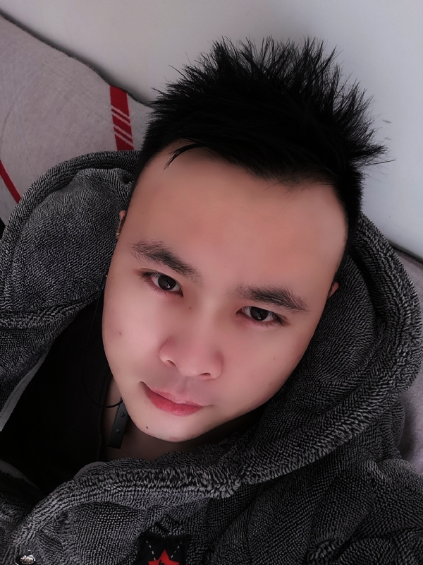 明明的第一张照片--东莞相亲服务中心