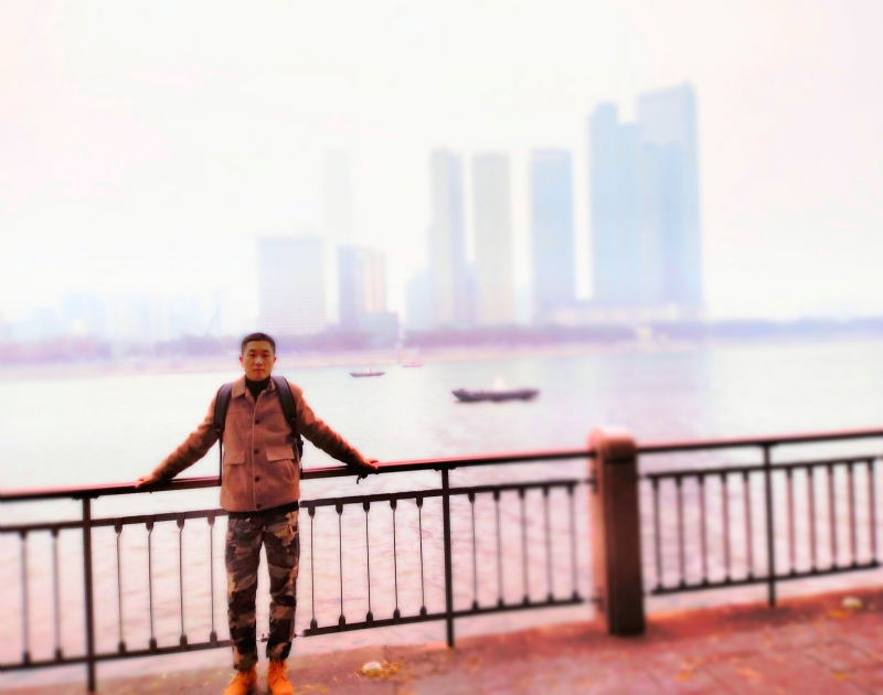 欢欣鼓舞的第一张照片--东莞相亲服务中心