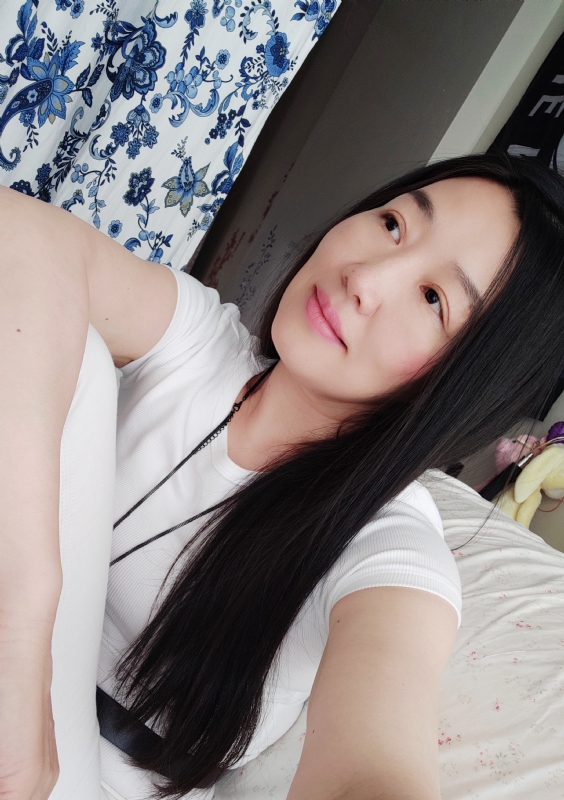 apple的第三张照片--东莞相亲服务中心