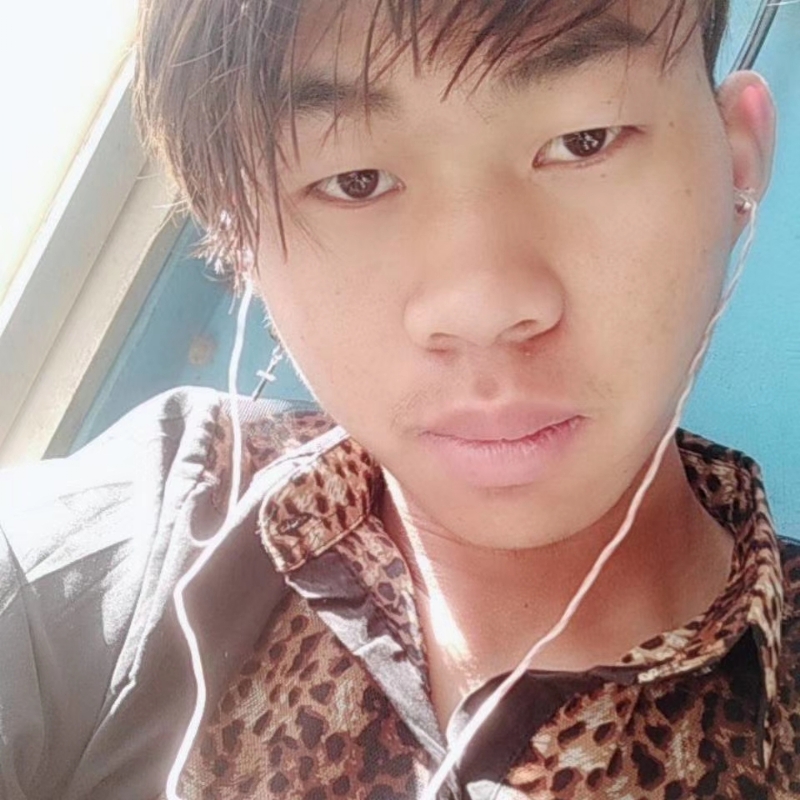 少年不在少的第三张照片--东莞相亲服务中心