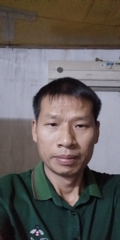 执着跋涉的第二张照片--东莞相亲服务中心