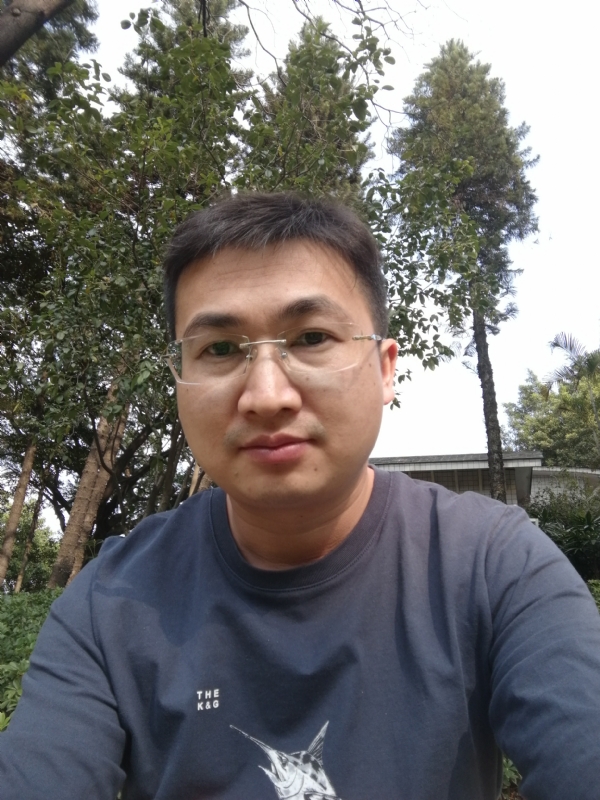 不如随风的第二张照片--东莞相亲服务中心