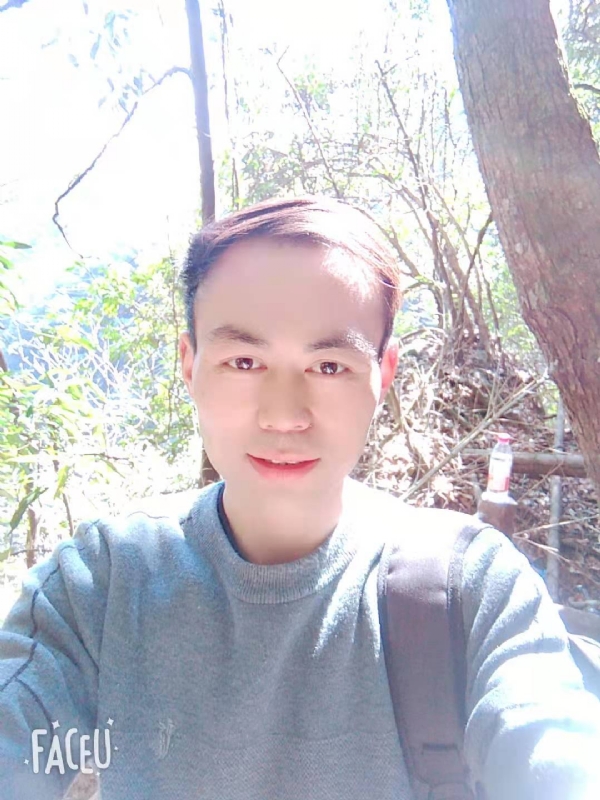 阿龙的第一张照片--东莞相亲服务中心