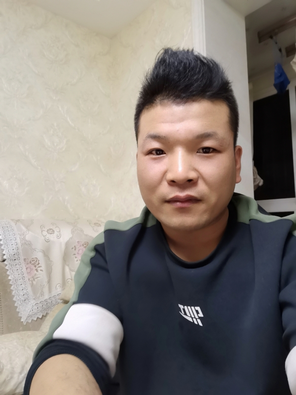 小猪猪的第一张照片--东莞相亲服务中心