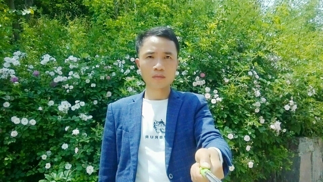 一生何求的第一张照片--东莞相亲服务中心