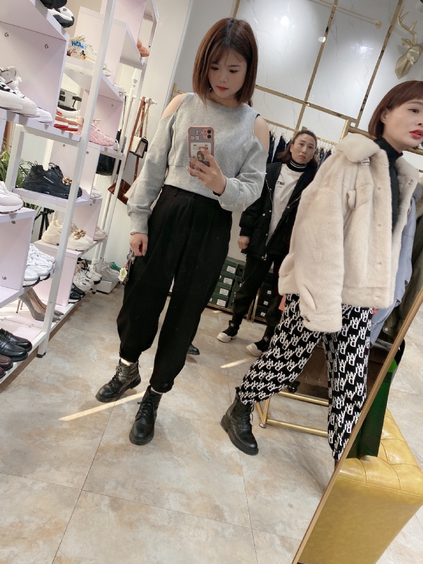 媛媛的第二张照片--东莞相亲服务中心