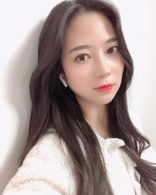 夢怡..的第一张照片--东莞相亲服务中心