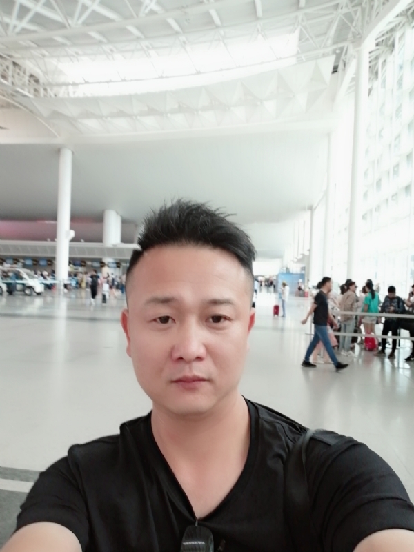 一叶知秋的第一张照片--东莞相亲服务中心