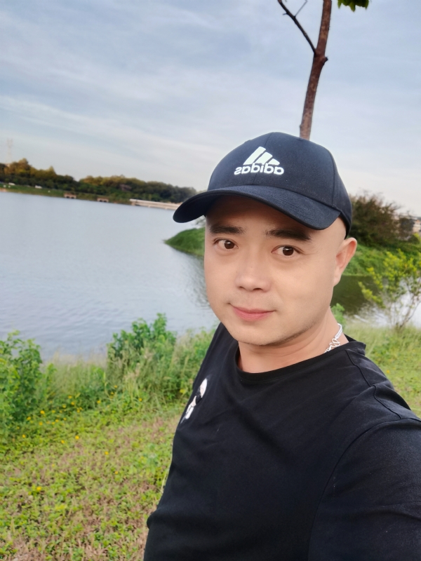 石头哥的第一张照片--东莞相亲服务中心