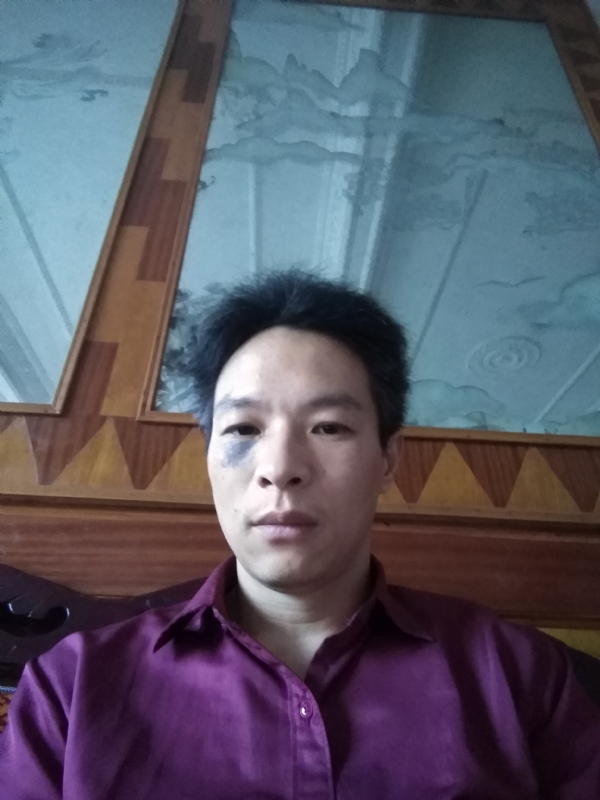 风中落叶的第一张照片--东莞相亲服务中心