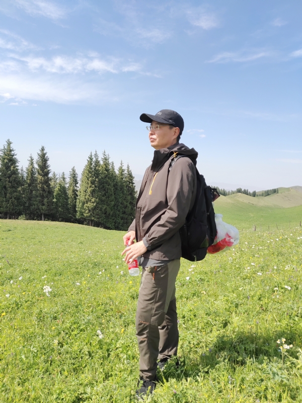 野丁的第一张照片--东莞相亲服务中心