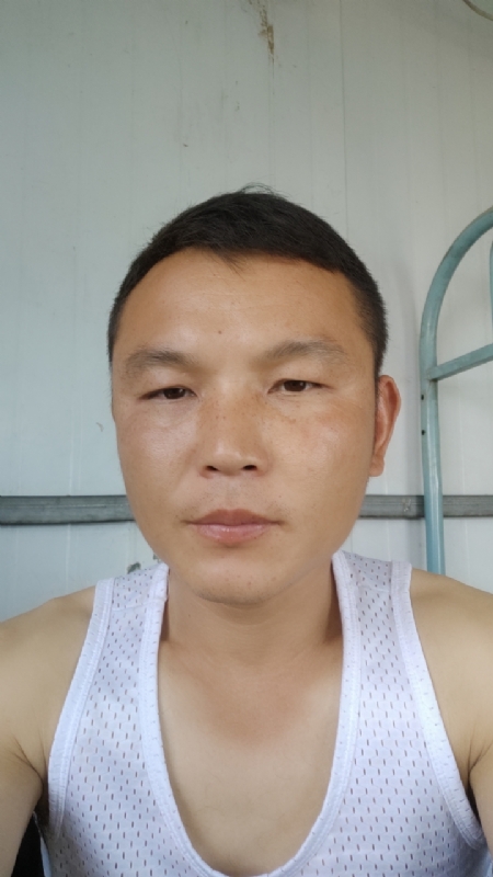 善良的人的第一张照片--东莞相亲服务中心