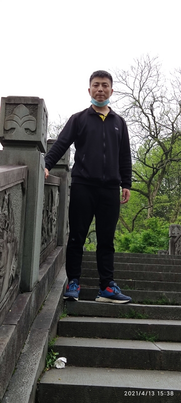 翁的第一张照片--东莞相亲服务中心