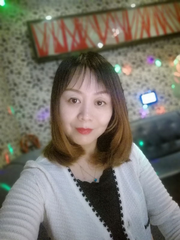 心如止水的第一张照片--东莞相亲服务中心