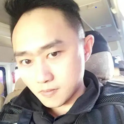 長聊的第一张照片--东莞相亲服务中心