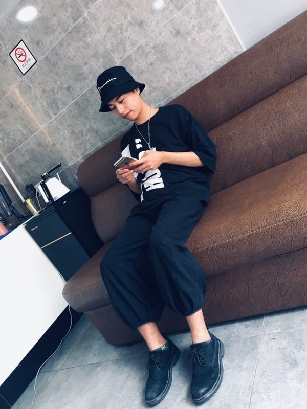 寻找的第三张照片--东莞相亲服务中心