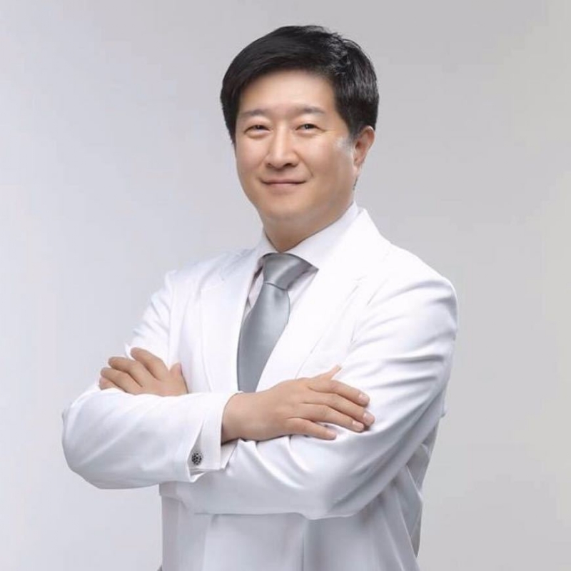 王伟的第一张照片--东莞相亲服务中心