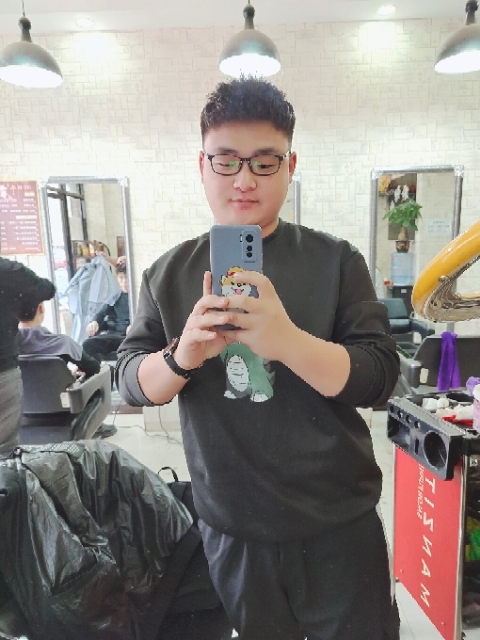 不吃香菜的第二张照片--东莞相亲服务中心