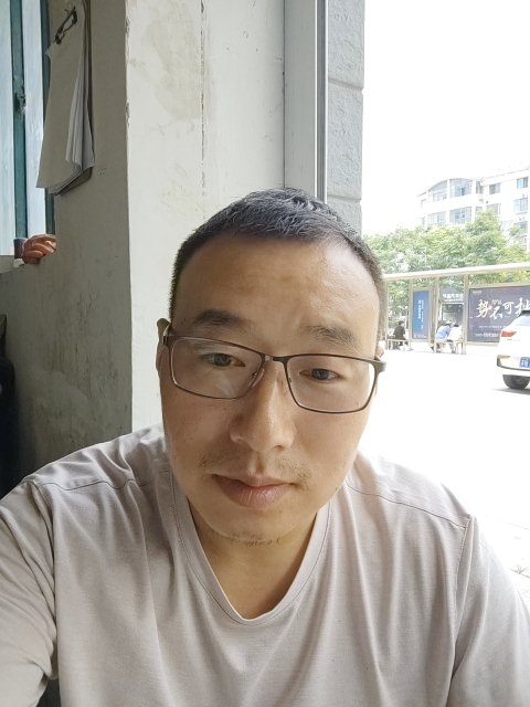 转身的距离的第一张照片--东莞相亲服务中心